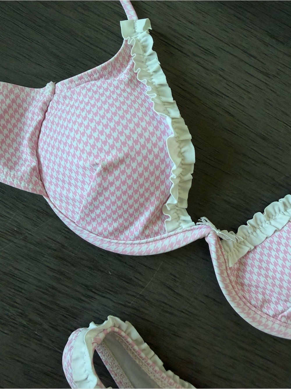 Source Unknown Pink Bikini Set with White Ruffle Trim - Picture 2 of 2